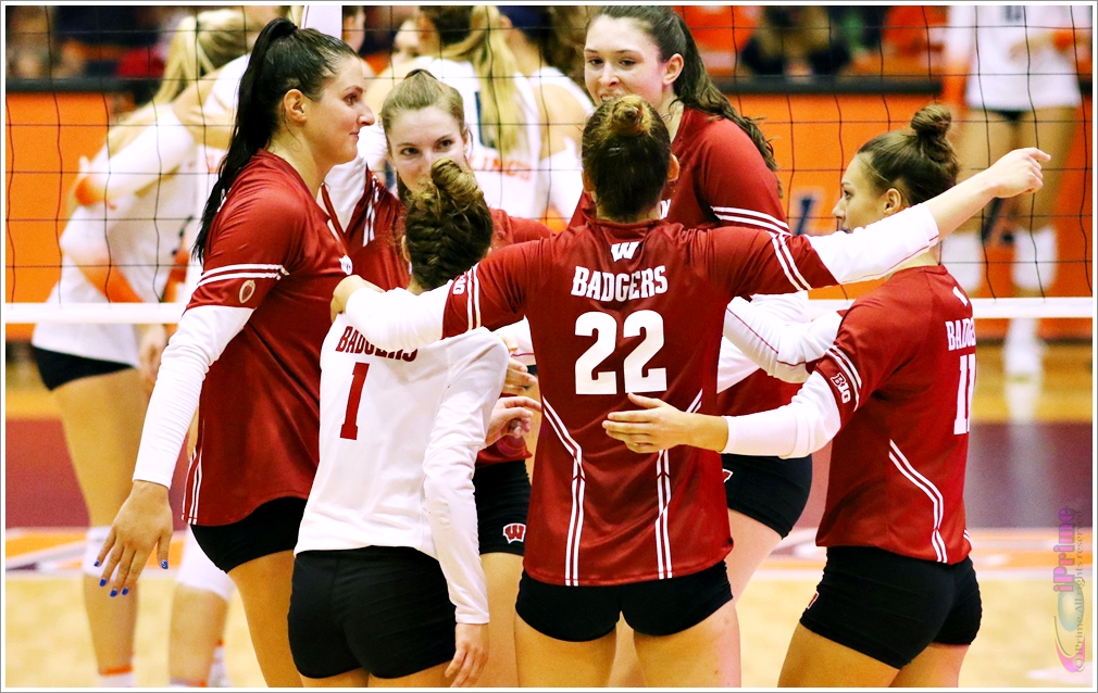 Wisconsin Volleyball 2021 #Volleyball #CollegeVolleyball #Big10Volleyball #iPrimeSports #Lifetime #OneAndOnly #MakingMemories @BadgerVB #WisconsinVolleyball