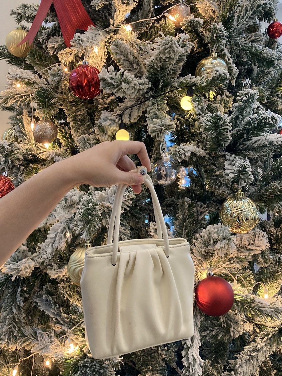 ⌂ 𝟾  𝚍𝚊𝚢𝚜  𝚕𝚎𝚏𝚝  𝚞𝚗𝚝𝚒𝚕  𝚌𝚑𝚛𝚒𝚜𝚝𝚖𝚊𝚜

🏭🥛🎄🪟🎅🏻