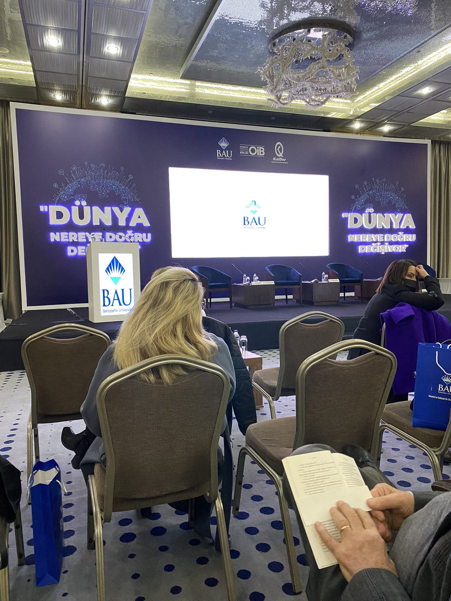 @bursa_bau ve @KalDerBursa ev sahipliğinde “Dünya nereye doğru değişiyor?” Panelindeyiz📍
@BursaModernBK