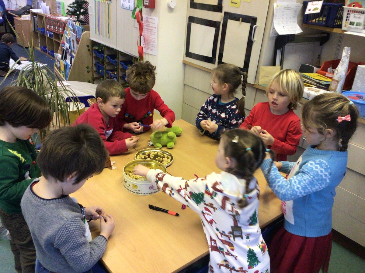 blueclassckis's tweet photo. We’ve been having a fab Barnaby Bear day so far…we’ve been making bird feeders and Christmas decorations and will be having lots of fun activities this afternoon! 🎄 🎅 https://t.co/jFQmiCDodU