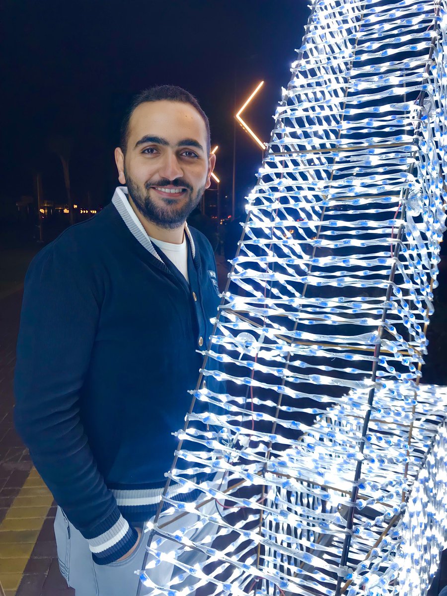 ashrafesaa23's tweet photo. New year, New challenges 🎅🏼❄️ https://t.co/1iv0UaEEZi