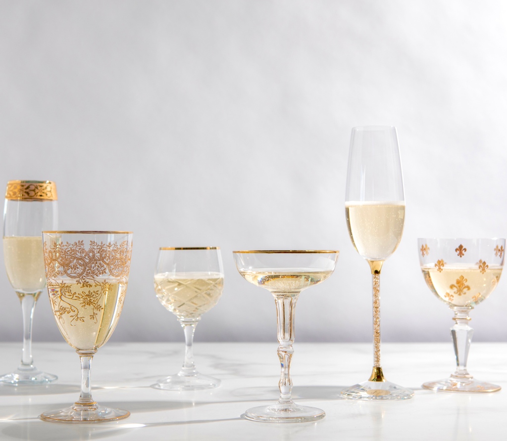 Tonight we raise a glass to personal growth, successes, big and small, and all of the good memories we've made with friends.✨Happy New Year from the Gloria Ferrer Team, we wish you a happy and healthy 2022!🥂 Let us know what you're toasting to! 🎉 #happynewyear #newyeartoast
