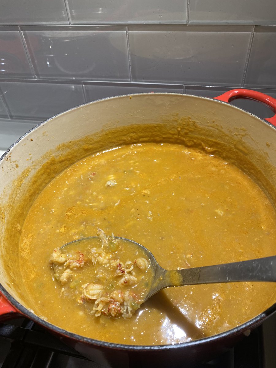 SuzanneLeckert's tweet photo. Finished product. So, so, so good! #cookingfromtheheart #NewYear2022 #crawfishetouffee https://t.co/tnzuOi2e7A