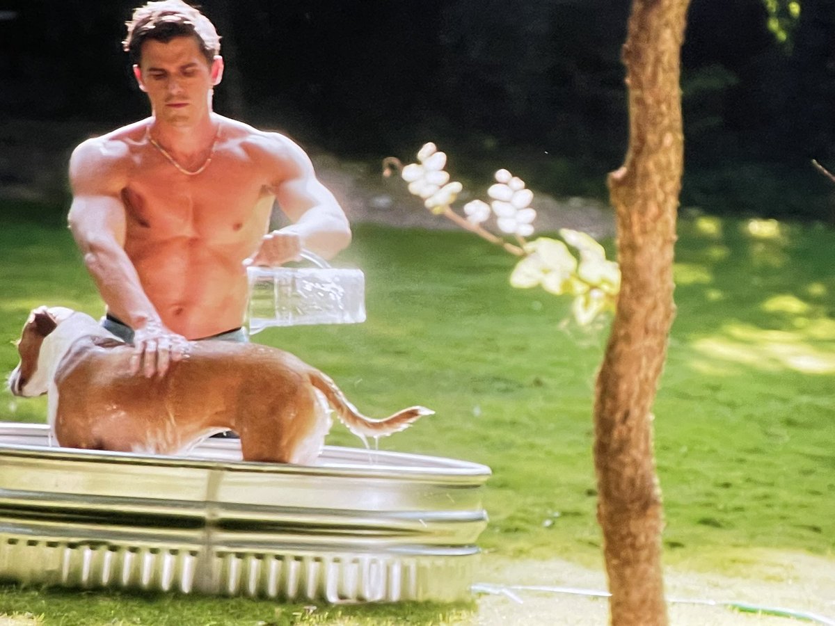 NOW ANTONI, YOU KNEW WHAT YOU WERE DOING WITH THIS #QueerEye