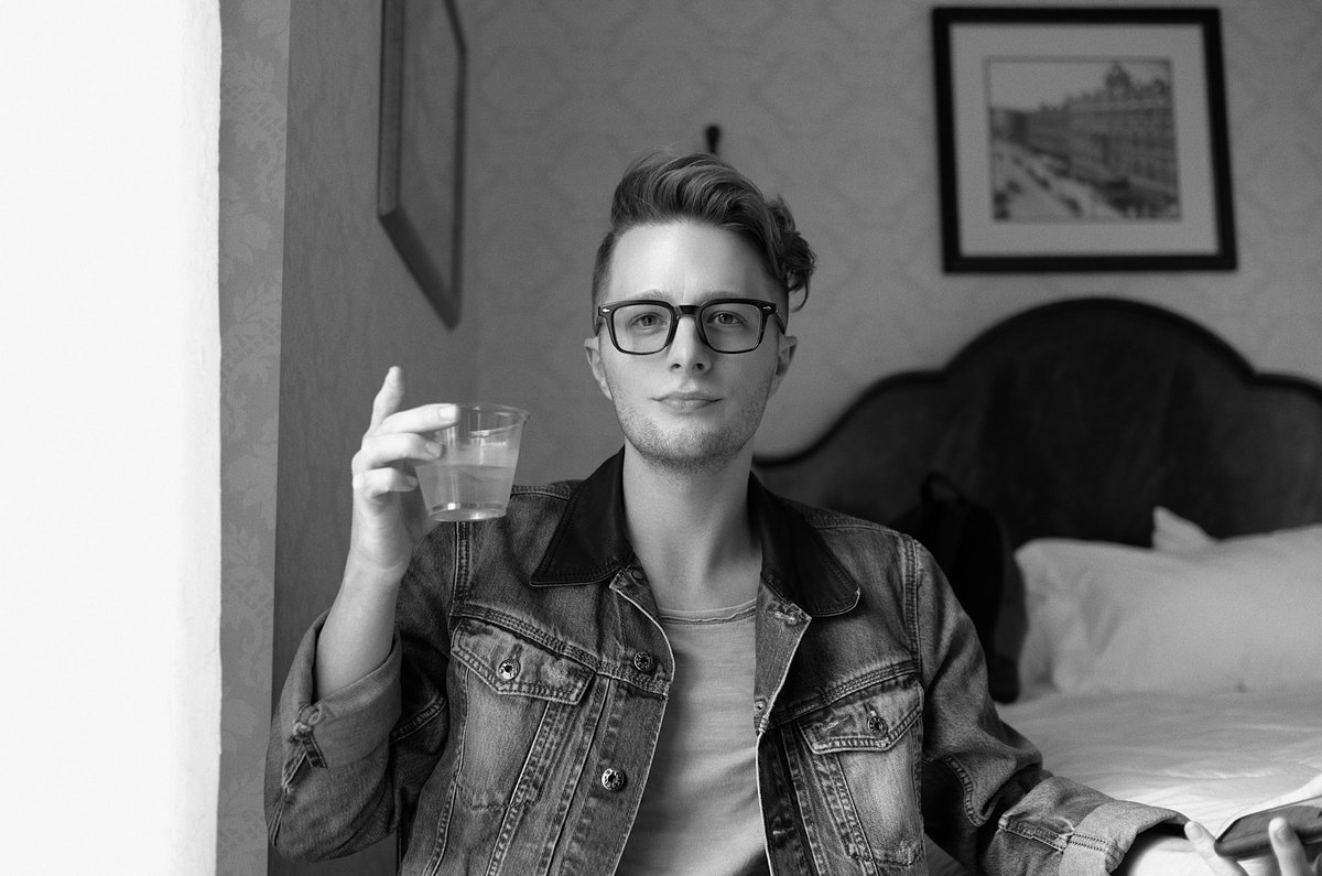 Cheers to 2022! 🍸