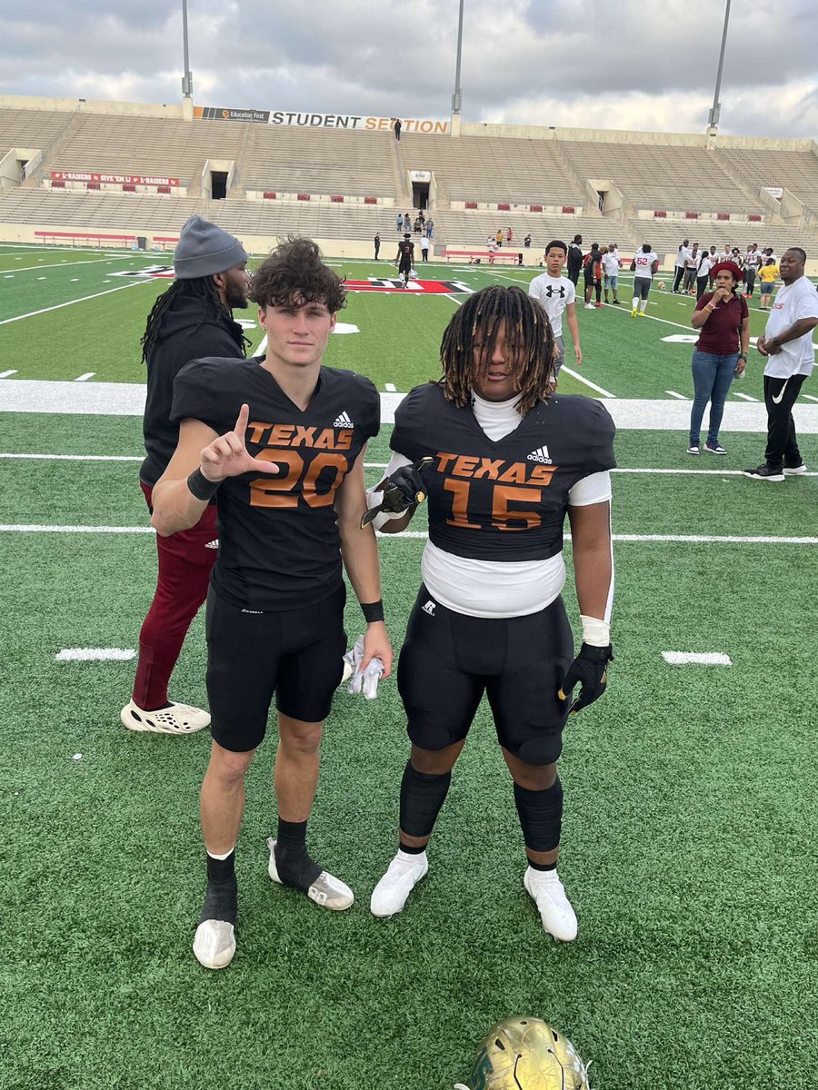 Feel’s good to get another chance to represent them bears 🐻 <a href="/carsonpeet/">pistolpeet</a> <a href="/LCMBearFootball/">LCM Battlin’ Bear Football</a>