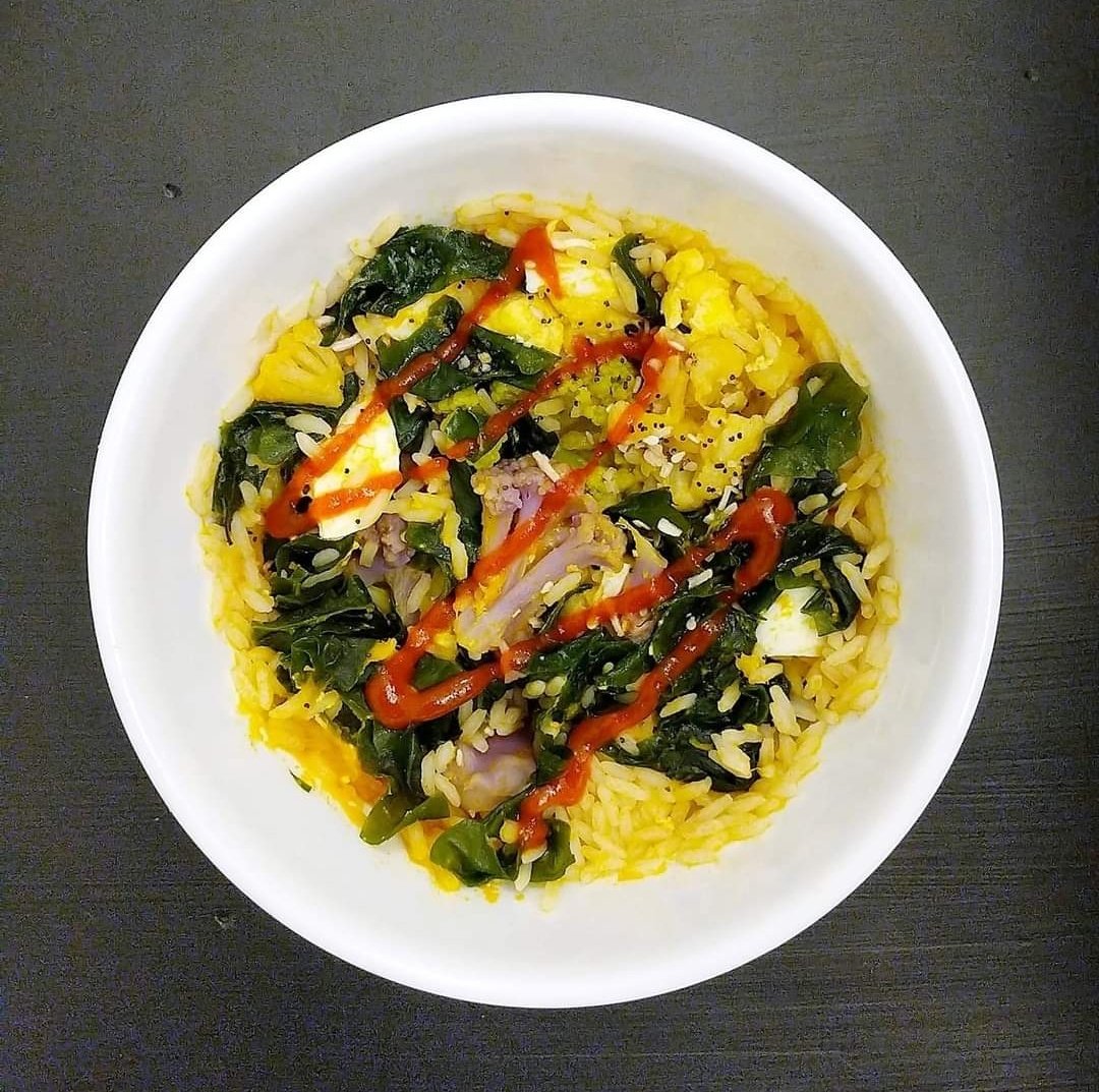 Every New Year's Eve for the past 6 years, something ridiculously bad has happened, weirdly always totally unrelated to the holiday. Tonight just got back from the emergency vet. This is why I created my annual NYE meal, Emergency Wakame Congee.
#NewYearsEve #japanesefood #gamer