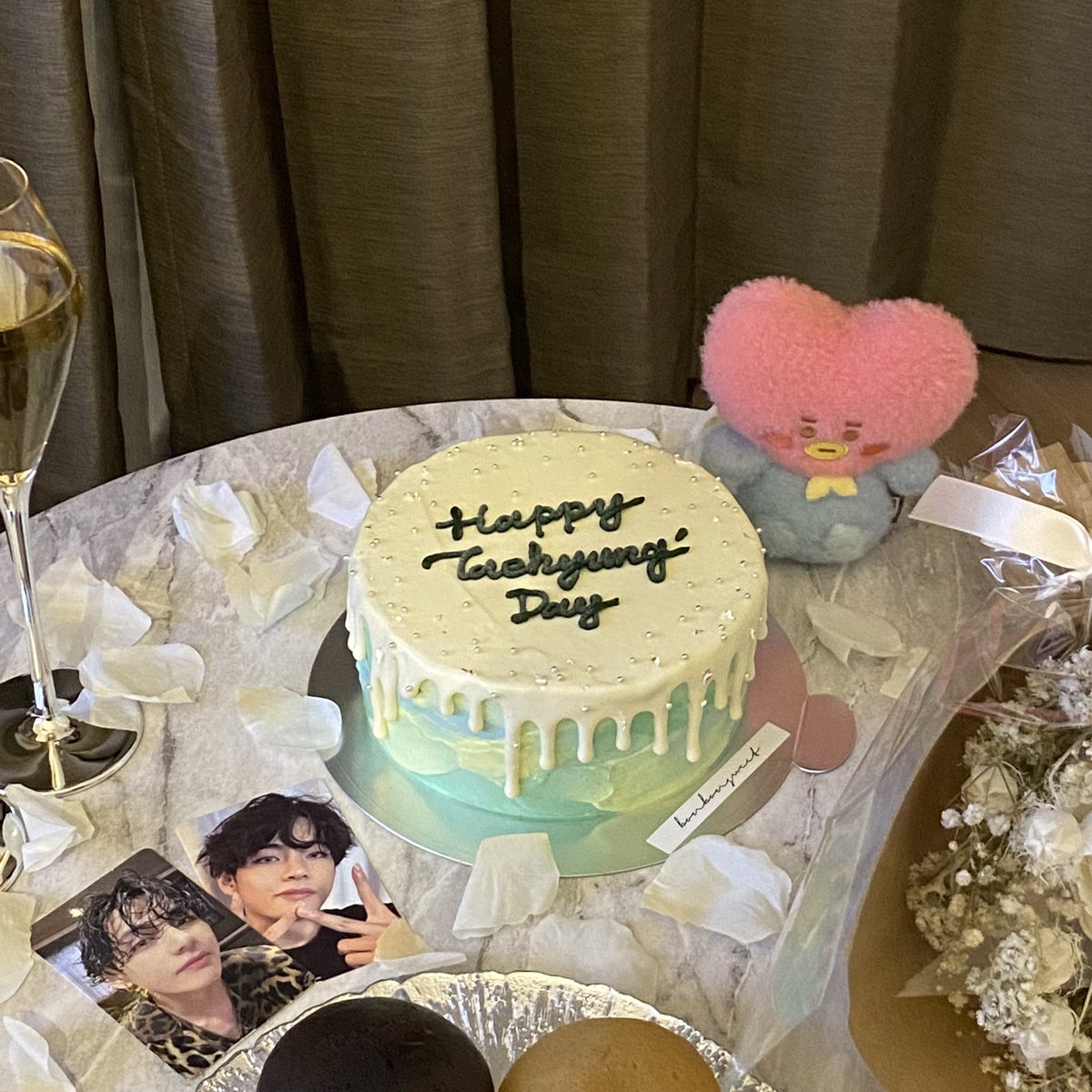 im__neso's tweet photo. 𝙰 𝙻𝚘𝚟𝚎𝚕𝚢 𝙳𝚊𝚢 𝙸𝚗 𝟸𝟶𝟸𝟷 💐
　　  　　𝙷𝚊𝚙𝚙𝚢 𝙱𝚒𝚛𝚝𝚑𝚍𝚊𝚢 𝚃𝚊𝚎𝚑𝚢𝚞𝚗𝚐 𓂃 https://t.co/XSmjmDrzaX
