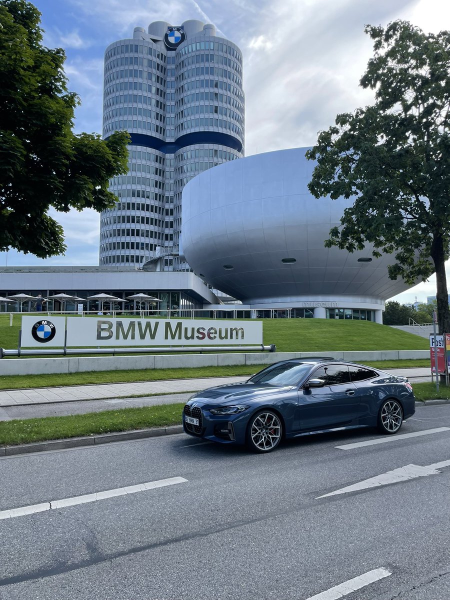serdar_ymn31's tweet photo. @BMW https://t.co/PiiwalvWDz