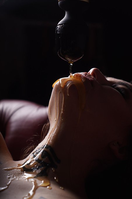 Happy new Year &hearts;️ https://t.co/8wn0fmAfMX<a href="/tag/xhamster"class="tags"><span>#xhamster</span></a>