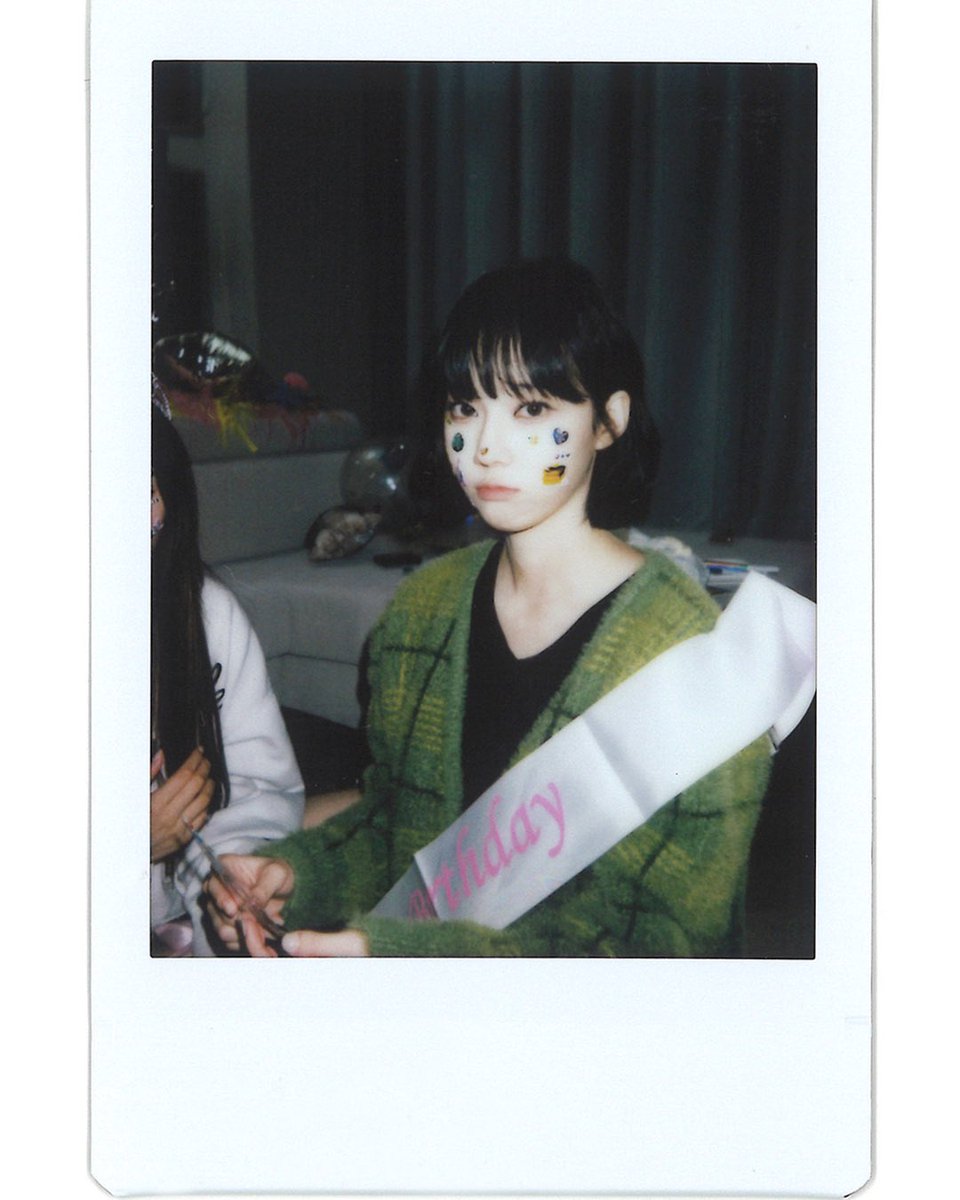nwealth's tweet photo. A princess was born today amid the magnificent winter— Merriest birthday to the brightest star. May you discover delight in the lightness, and I wishing you an abundance of joy in your life. You’ll always have a special place in my heart, my dearest Minjeong. ও https://t.co/wmWGrwrSEr