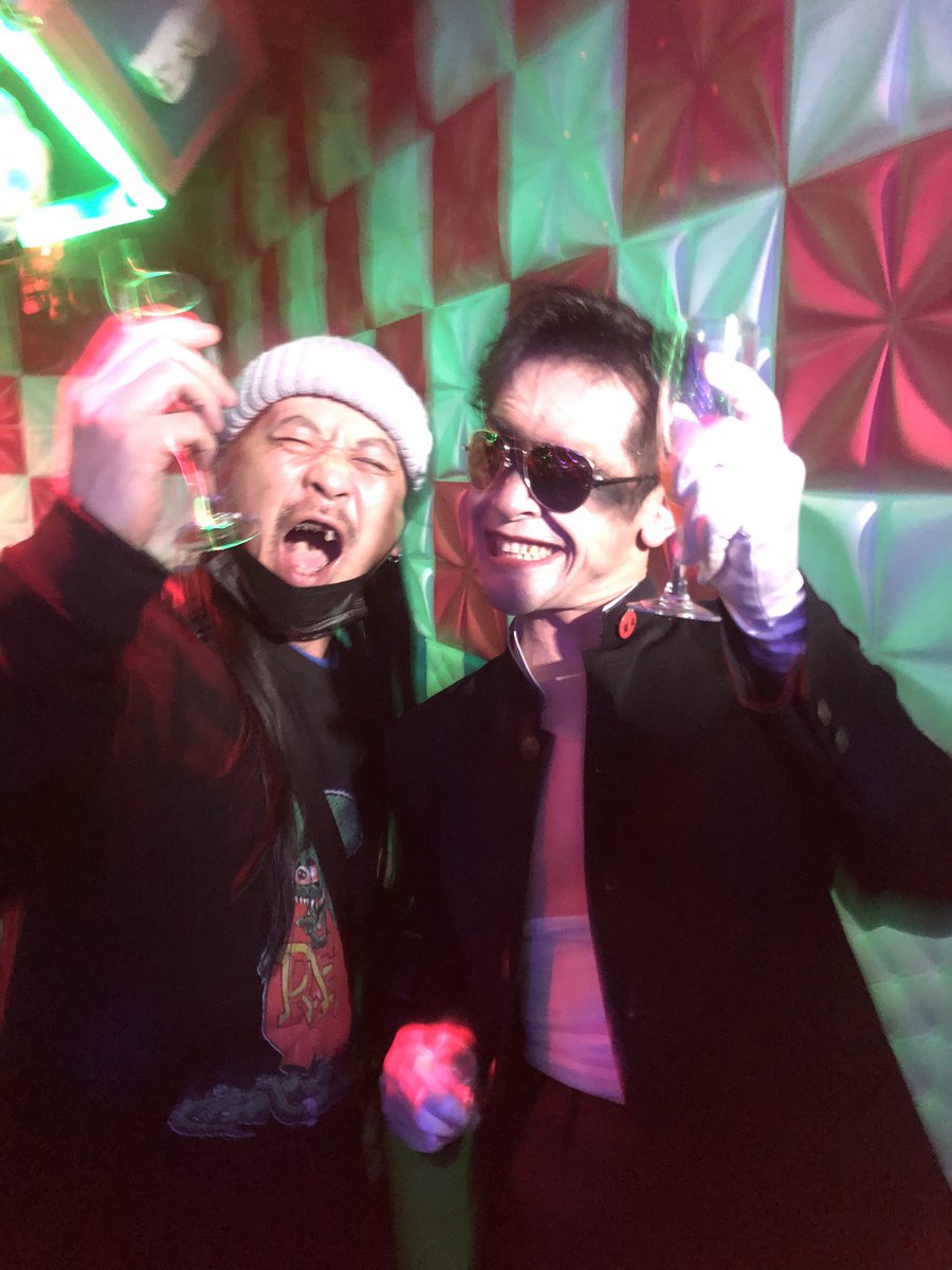 stellarian_fine's tweet photo. countdown@DECABAR超
ありがとうございました!!!
全力全開ラブリーな踊り初めでした☆
今年も良い年になるぞー!
#violeteva
#gilbertdemoccos
#ジルとはっしん
#ジルステラ真顔 https://t.co/F2U4Hb7JLc