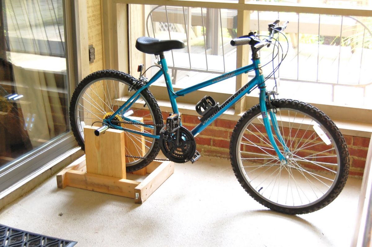 HomesbyStella's tweet image. Do you need a place to store your bike? Try these #DIYdesigns to help you store one.  cpix.me/a/136150966