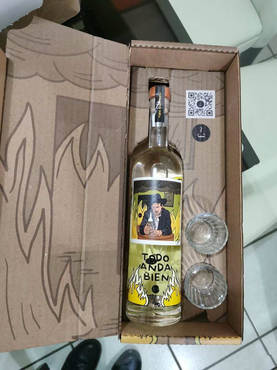 TerranigmArk's tweet photo. Dicen que "para todo mal un mezcal".

Compré esta colaboración de @efedefroy y El Cortijo con un propósito: compartirlo con quienes estén pasando un mal rato, charlar y ver que al final todo anda bien o por lo menos así será. 

Si algún día lo necesitas solo dime y compartamos. https://t.co/afftArAmtj