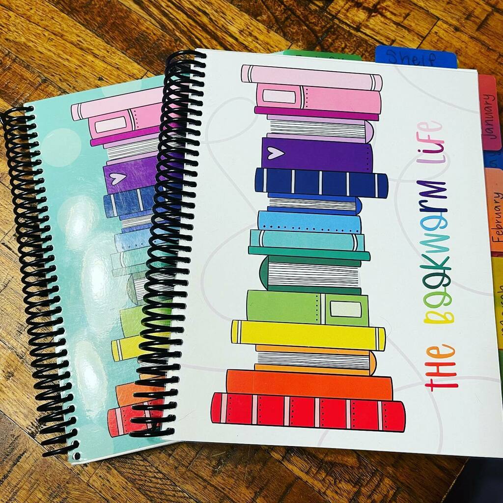 StephTxPlans's tweet photo. Spent the day getting my 2022 reading journal/planner together. I really planned on staying away from challenges this year but I currently have 4 layouts devoted to challenges and I’m thinking of adding another 🤦‍♀️ 

•
•

#planneraddict #plannerstickers… https://t.co/pywJcavmnV https://t.co/M4C08Zr17W