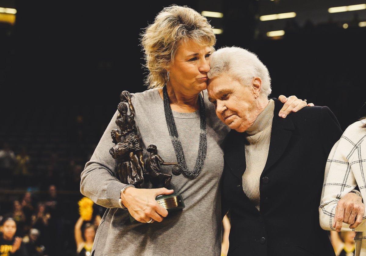 IowaWBB's tweet photo. "Without Dr. Grant’s commitment &amp; efforts to gender equality, girls &amp; women would not be able to experience the benefit of sport the way we know it today." 

Our hearts are heavy today as we mourn the loss of Dr. Christine Grant. We are endlessly grateful for her &amp; her legacy. https://t.co/dkuLYNQ9HM