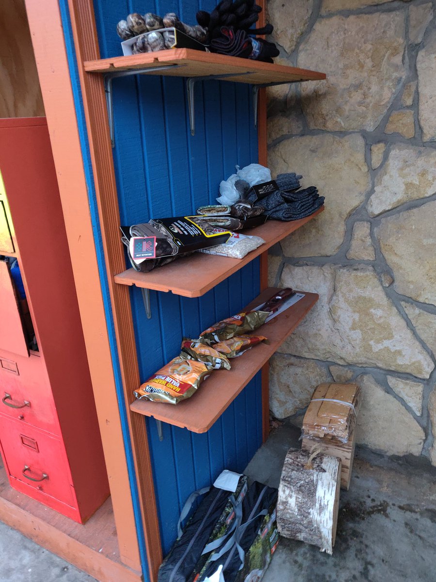 Dropped off the leftover supplies from our freeze relief action last February at the Knox pantry on E Douglas. Shoutout to <a href="/ICTEats/">ICT Community Fridge Project</a> for their stellar work ❤️

Help out your unhoused neighbors if you can. It's gonna be a cold one this weekend.