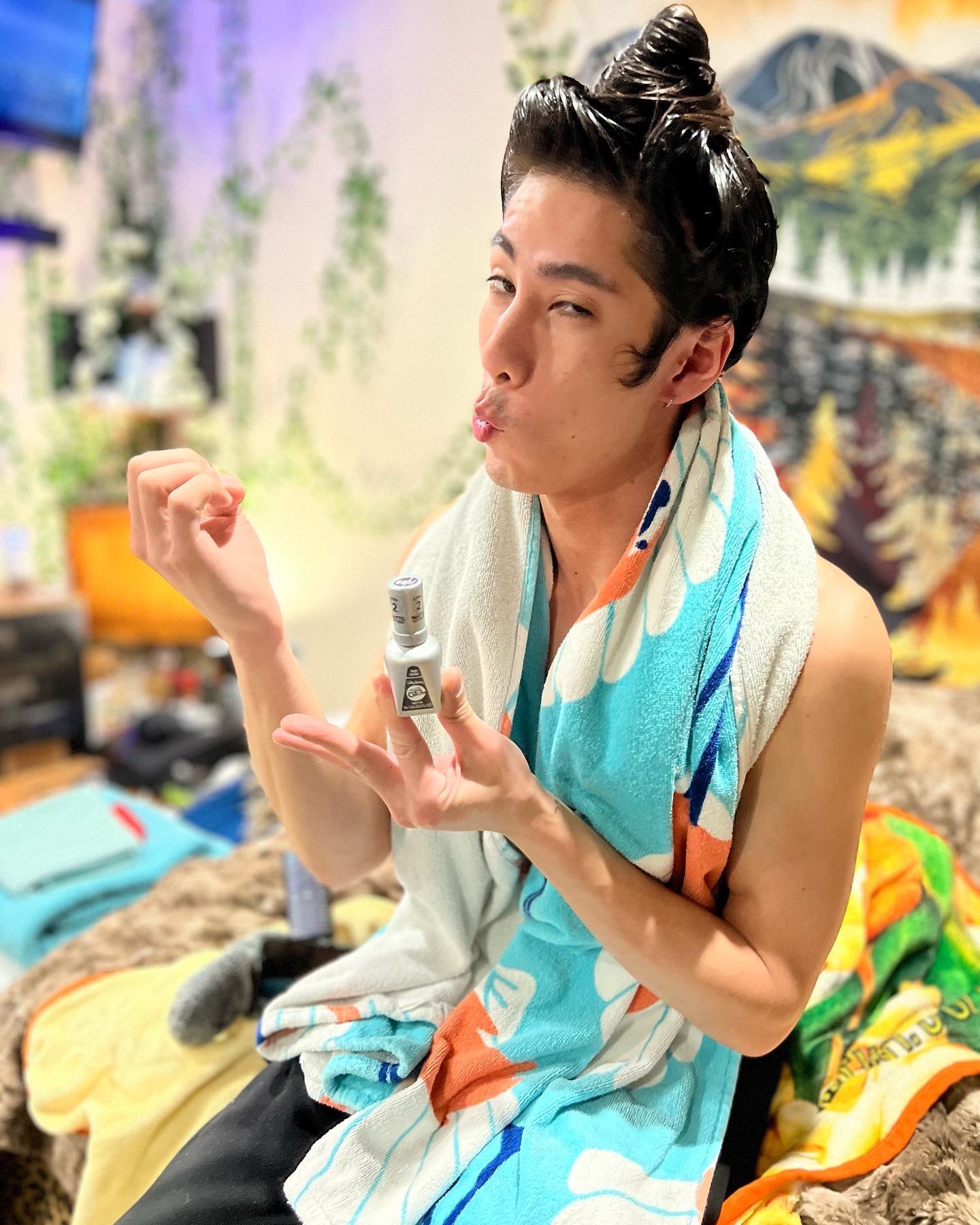 TW Pornstars - 1 pic. David Lee Xxx. Twitter. Getting ready for the new year taking an at home