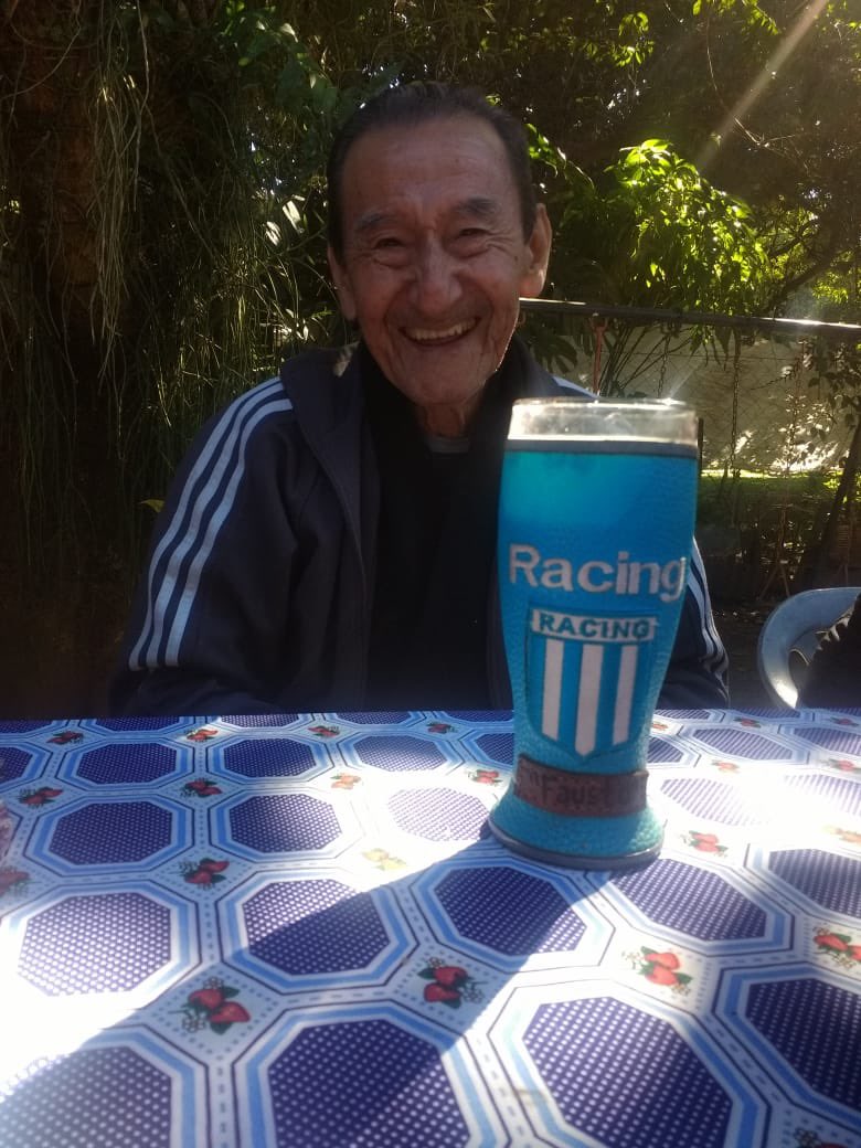 GabriSanchezz's tweet photo. Literalmente te fuiste con el año. Te amo abuelo, besos al cielo✨ https://t.co/zHl7c0l7l7