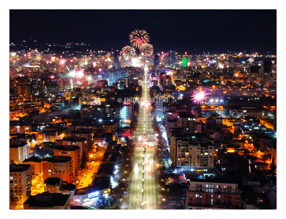 antoniocakshiri's tweet photo. With this midnight view from #Tirana #Albania, I wish you all a very Happy New Year 🎆 
#StayPositive #SpreadLove #HopeMore and #Believe! A new great year is ahead of us, if we choose to make it so. #Gezuar 🥂🙏 https://t.co/byV6FeFsr6