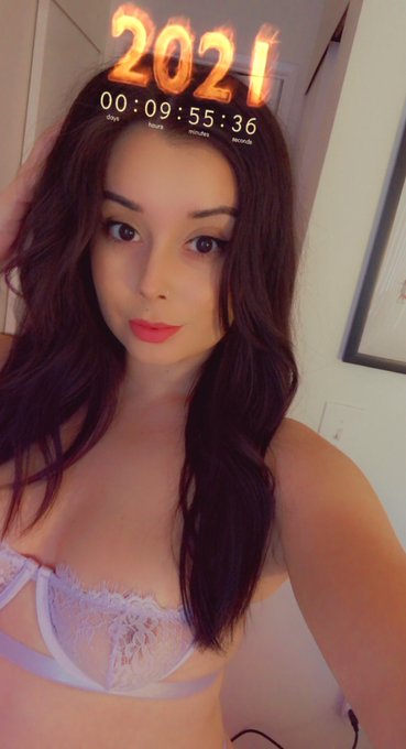 Watch ari ♡'s leaked NSFW photo on TwXstars