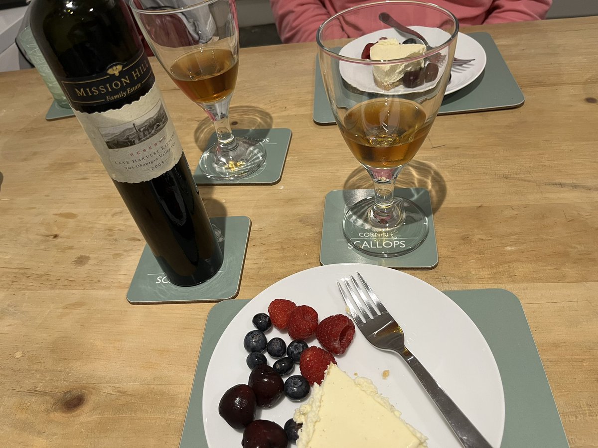 Mark Capra tweet media