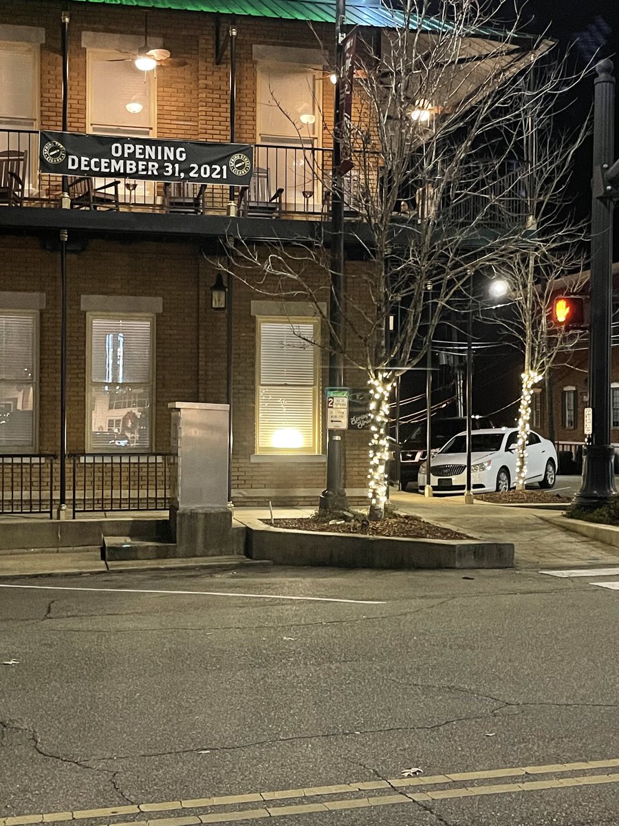 Open for business on the last day of 2021. What a positive way to end 2021 and welcome 2022. Welcome to MainStreet in ⁦<a href="/COStarkville/">City of Starkville</a>⁩ ⁦<a href="/mscollegetown/">Starkville, Mississippi</a>⁩