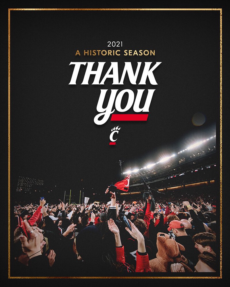 Cincinnati Bearcats (@gobearcats) on Twitter photo What a special season.
Thank you Cincinnati for having our back all year.
Thank you <a href="/GoBearcatsFB/">Cincinnati Football</a> for making us believe. ❤️ What a special season.
Thank you Cincinnati for having our back all year.
Thank you <a href="/GoBearcatsFB/">Cincinnati Football</a> for making us believe. ❤️