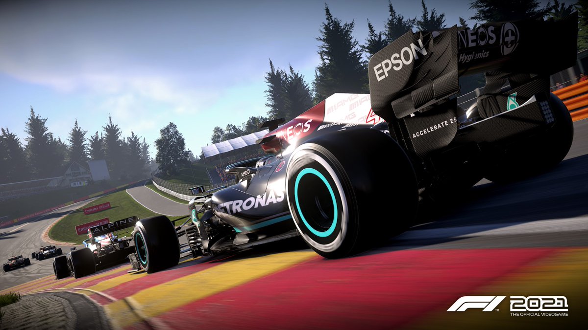 EASPORTSF1's tweet photo. Driving into 2022! 🏎️💨

From all of us, we hope you have a very happy new year 🥳🥳 https://t.co/1lJRJlEq1H