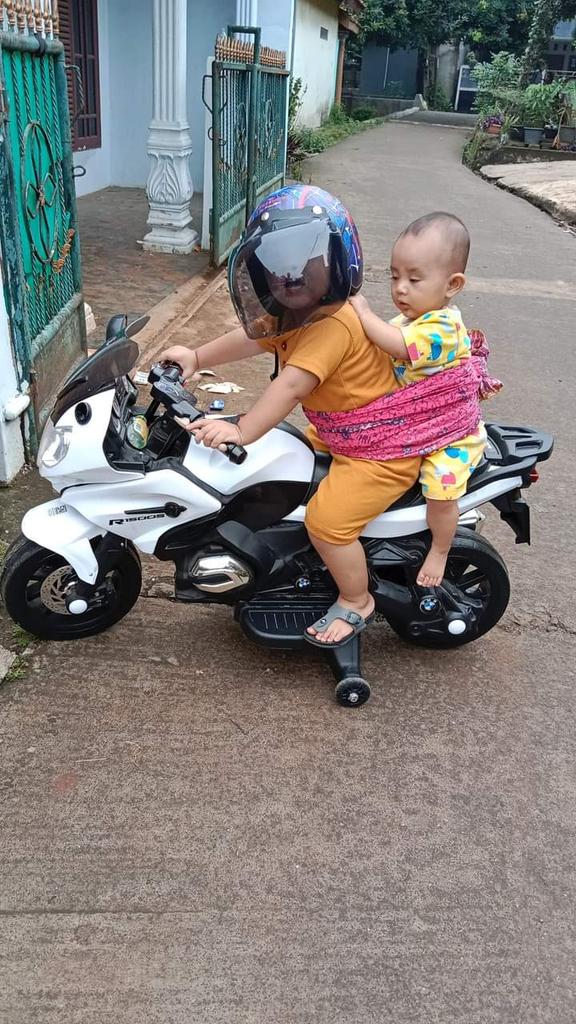 DavidDho3's tweet photo. TIRTHA REZA PRATAMA DAN VIONA AYESHA RAMADANI https://t.co/AtslG4DeYK
