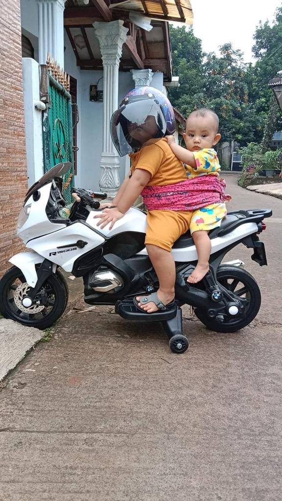 DavidDho3's tweet photo. TIRTHA REZA PRATAMA DAN VIONA AYESHA RAMADANI https://t.co/AtslG4DeYK