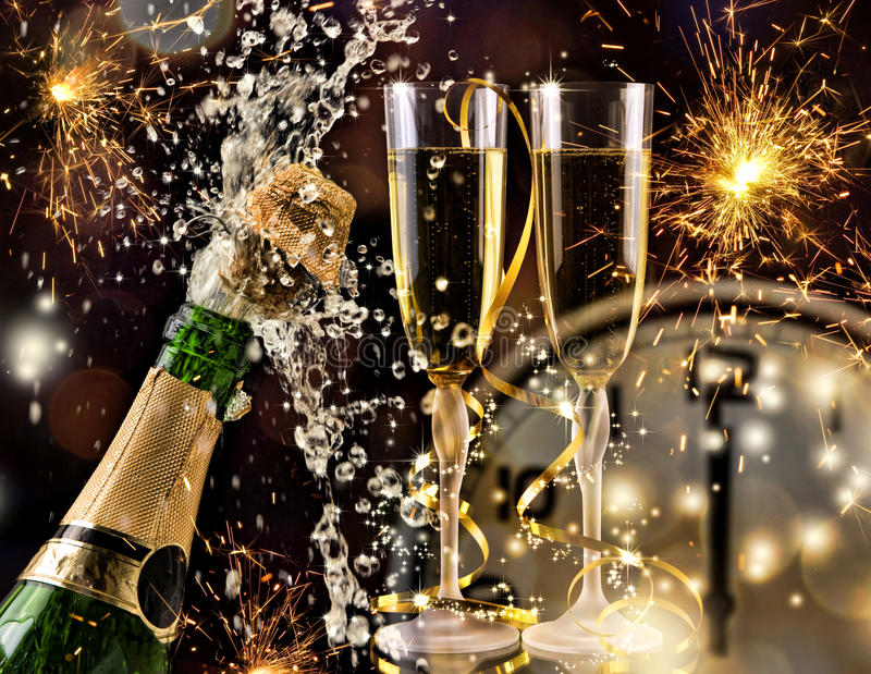 MobileDjCircuit's tweet photo. As we bid fare-thee-well to 2021. We want to thank everyone who has supported us throughout the year. Have fun tonight, stay safe. Happy New Year everyone and remember, don't drink and drive.
#mobiledjcircuit #happynewyear2022 #mobiledjlife #newyearseve #NewYearsEve2022 https://t.co/58NbYOgDki