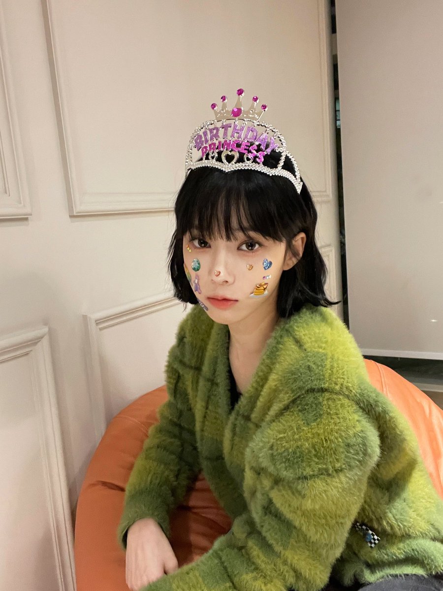 derailusi's tweet photo. It's my day🎉🎉 https://t.co/EiV6YAsSfD