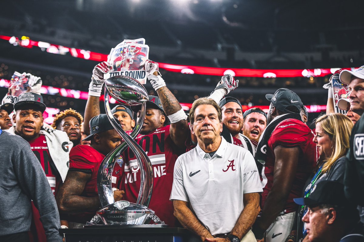 BleacherReport's tweet image. Nick Saban looks unfazed after Bama wins the Cotton Bowl 😅

#CFBPlayoff

(via @AlabamaFTBL)