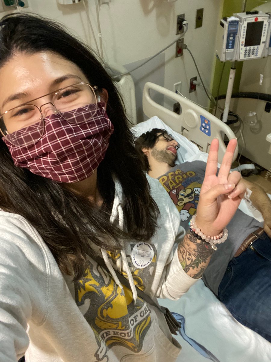 TheBaltimoreSon's tweet photo. My year in review: got engaged in Patterson Park, lost feeling in my legs, found out I had a spinal tumor, had emergency surgery, relearned how to walk, got radiated, new job, went back to the park, married my best friend, danced at my wedding, and watched a lot of jeopardy. 😅 https://t.co/JKgGcHrqup