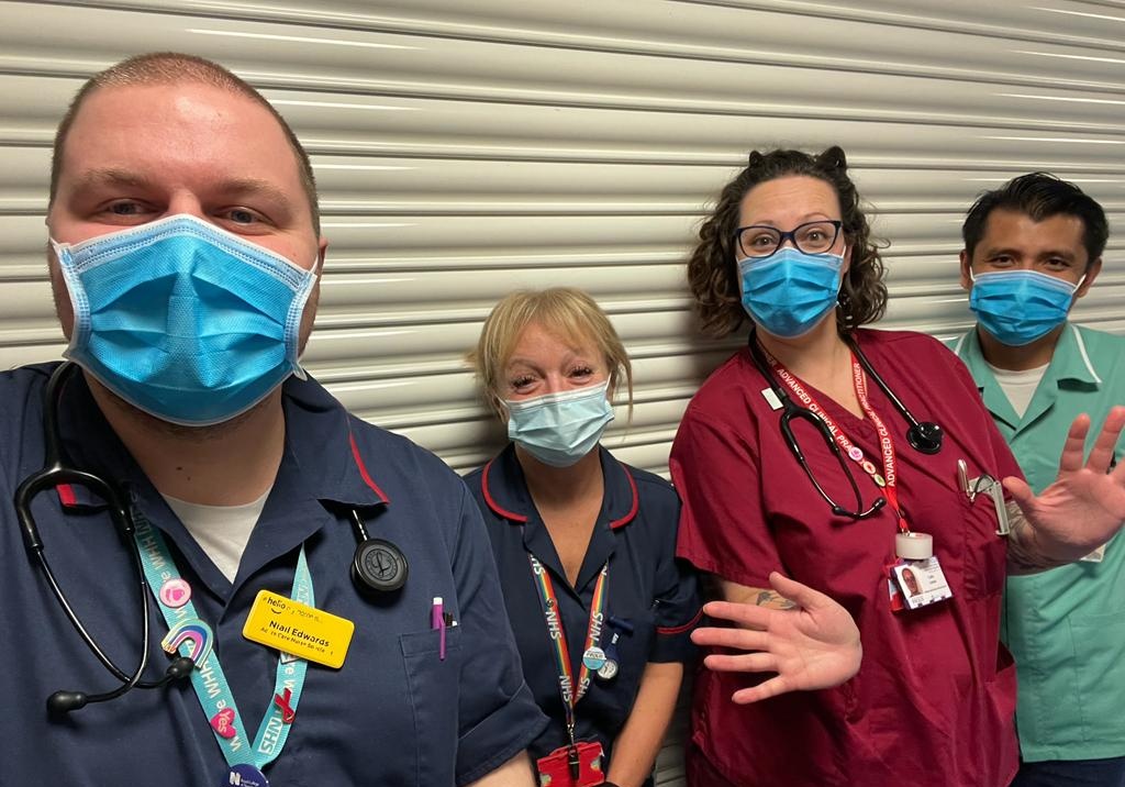 Cally_Littler's tweet photo. Happy new year to all, from your friendly on call teams @WHHNHS !  Very rare to find all of us in one room at the time, we found 10 minutes to wish each other the best for 2022 #medicine #surgery @WHH_ACT https://t.co/YUPhcSxw1R