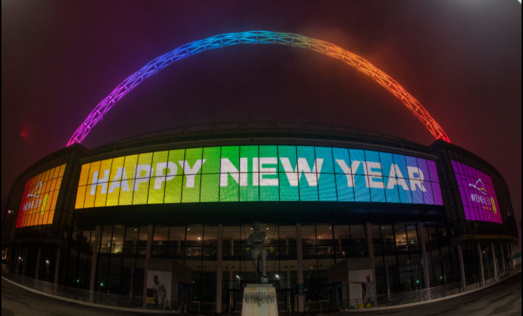 HAPPY NEW YEAR 🥳🎇