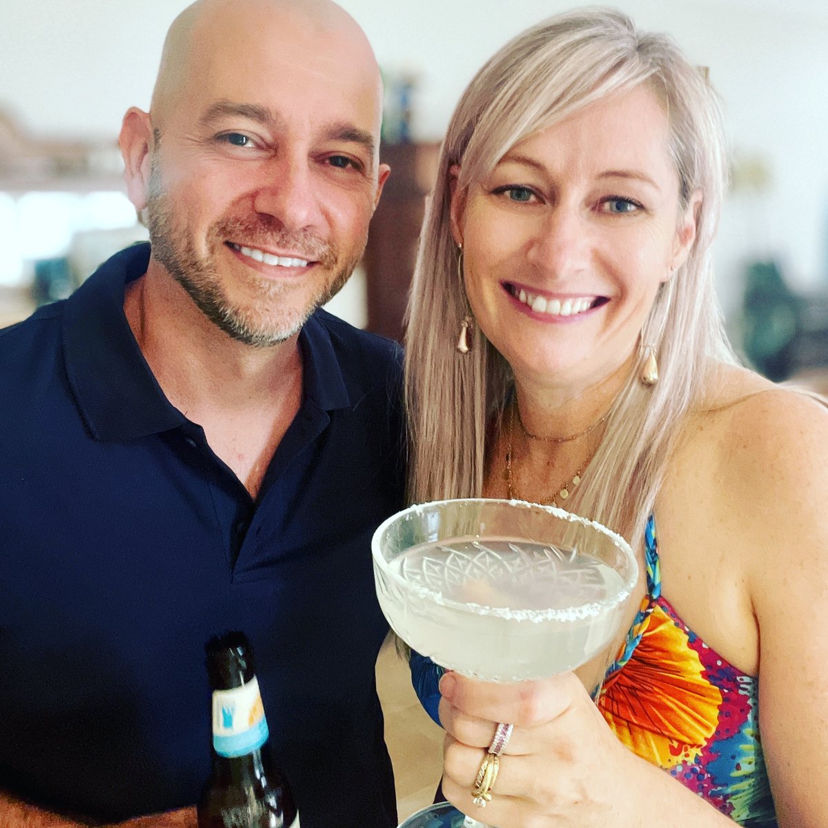 Cheers to a New Year full of fun, prosperity &amp; much gratitude for the simple things in life!🥂