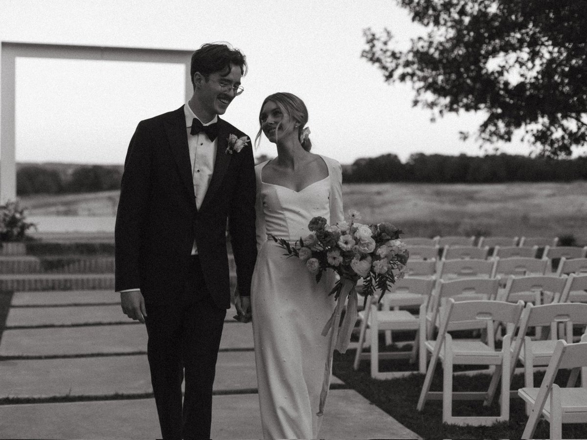 danggoodcode's tweet image. Wedding memories... a thread