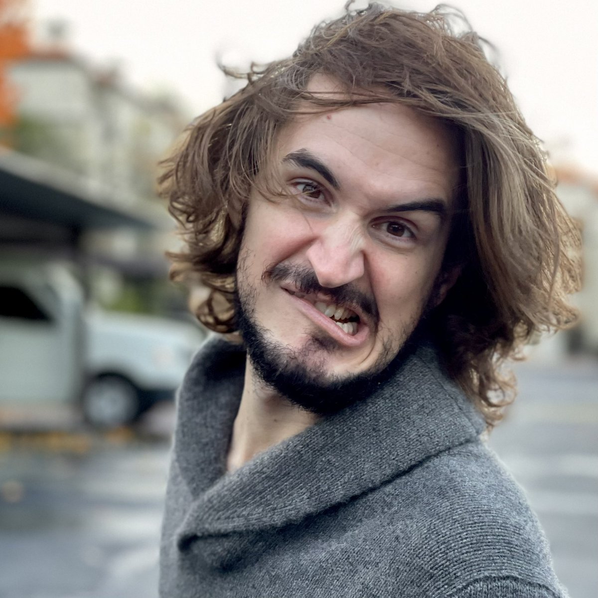 Peace out 2021, nice try. Still here 😝 Second pic is my 2022 energy. Let’s go!