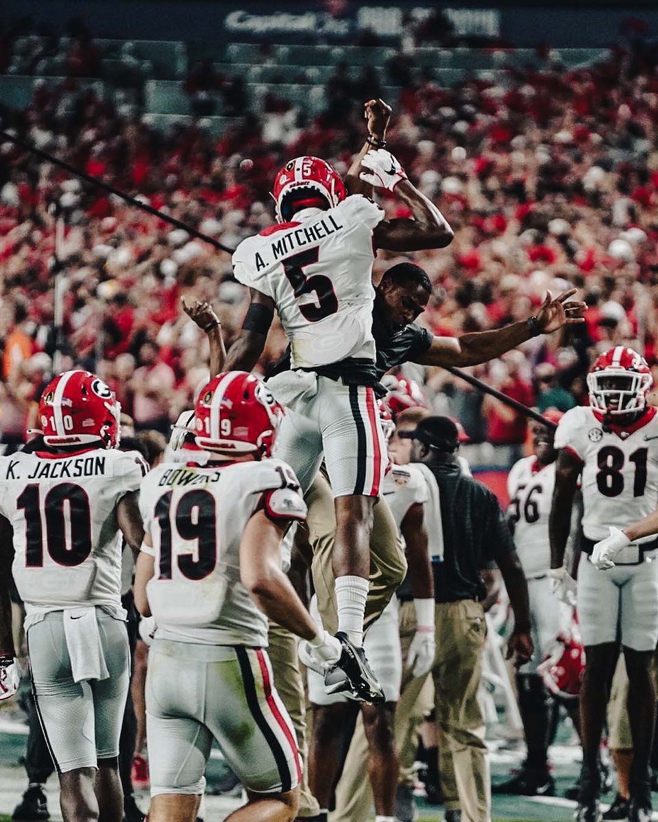 Capital One Orange Bowl tweet media