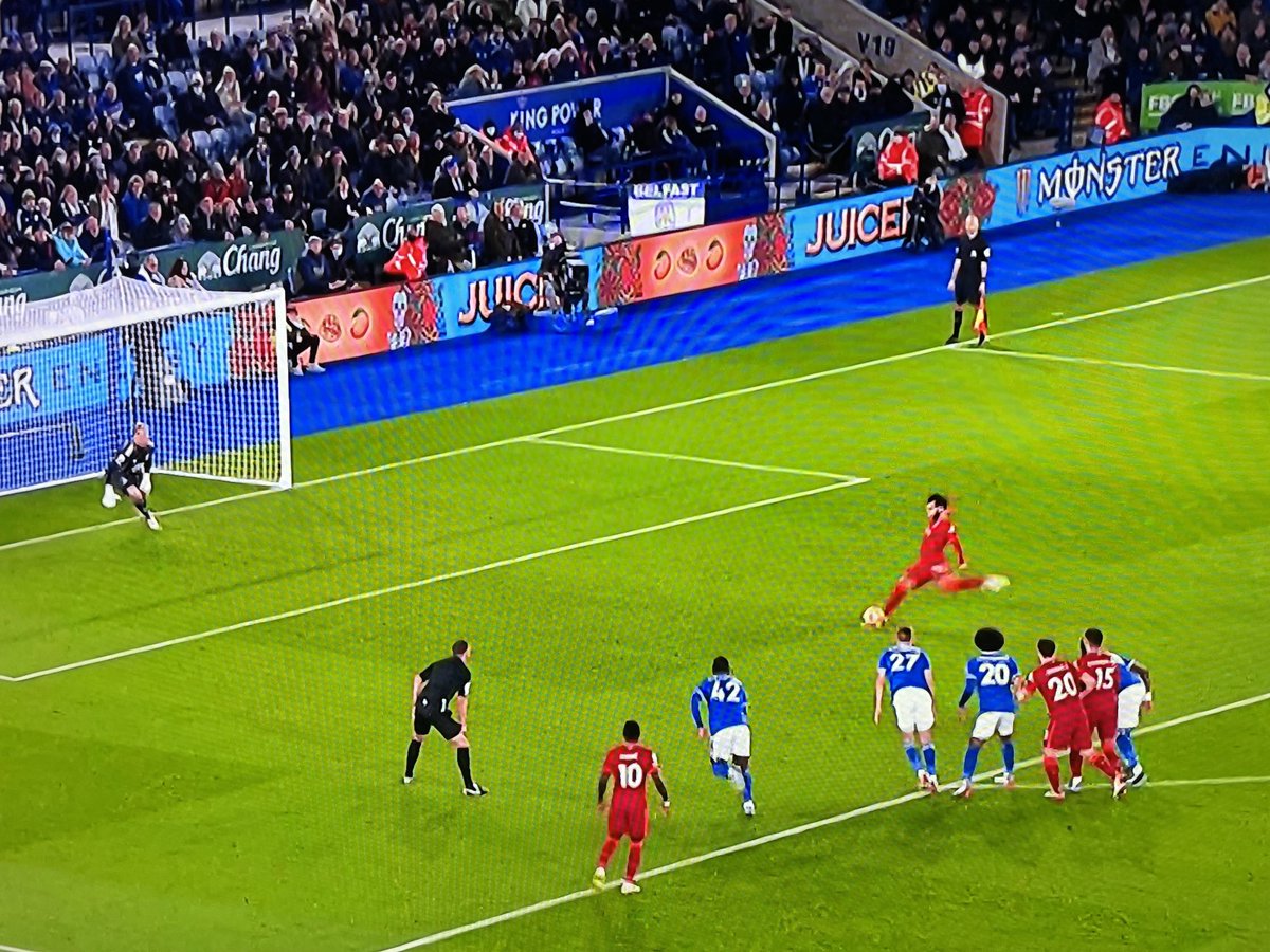 ⁦<a href="/TheRedmenTV/">The Redmen TV</a>⁩ genuine question and not sour grapes, but anyone know if should be classed as encroachment and I assume VAR checked that Schmicheal was behind the line…. #YNWA