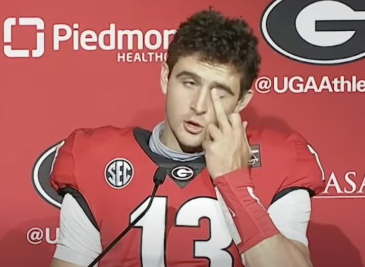 DawgNationDaily's tweet image. Stetson Bennett would like a word with some of y'all.