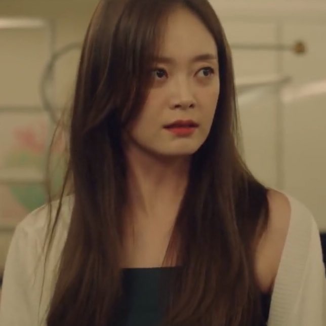 tonefairyjoyy's tweet photo. i love this loser so much i'm sorry your plans keeps on failing
#ShowWindowEp9
#ShowWindow
#ShowWindowTheQueensHouse
#쇼윈도 #쇼윈도여왕의집
#JeonSoMin #전소민
#ActressSominIsBack https://t.co/H4Y6TUozOr