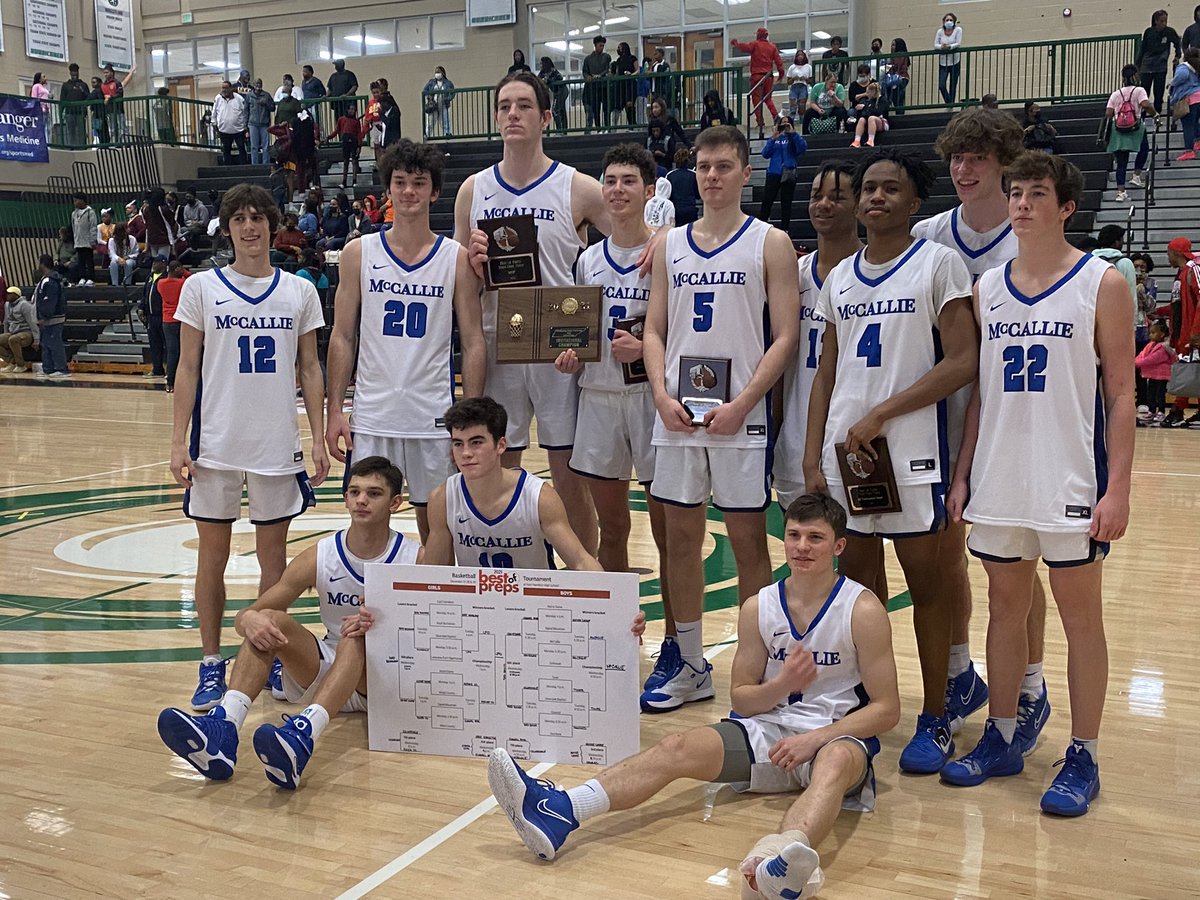 ScenicCitySprts's tweet photo. FINAL: McCallie-56 Tyner-51 The Blue Tornado are the 2021 Best of Preps Tournament Champions! #BestOfPreps https://t.co/4IUITSvonv