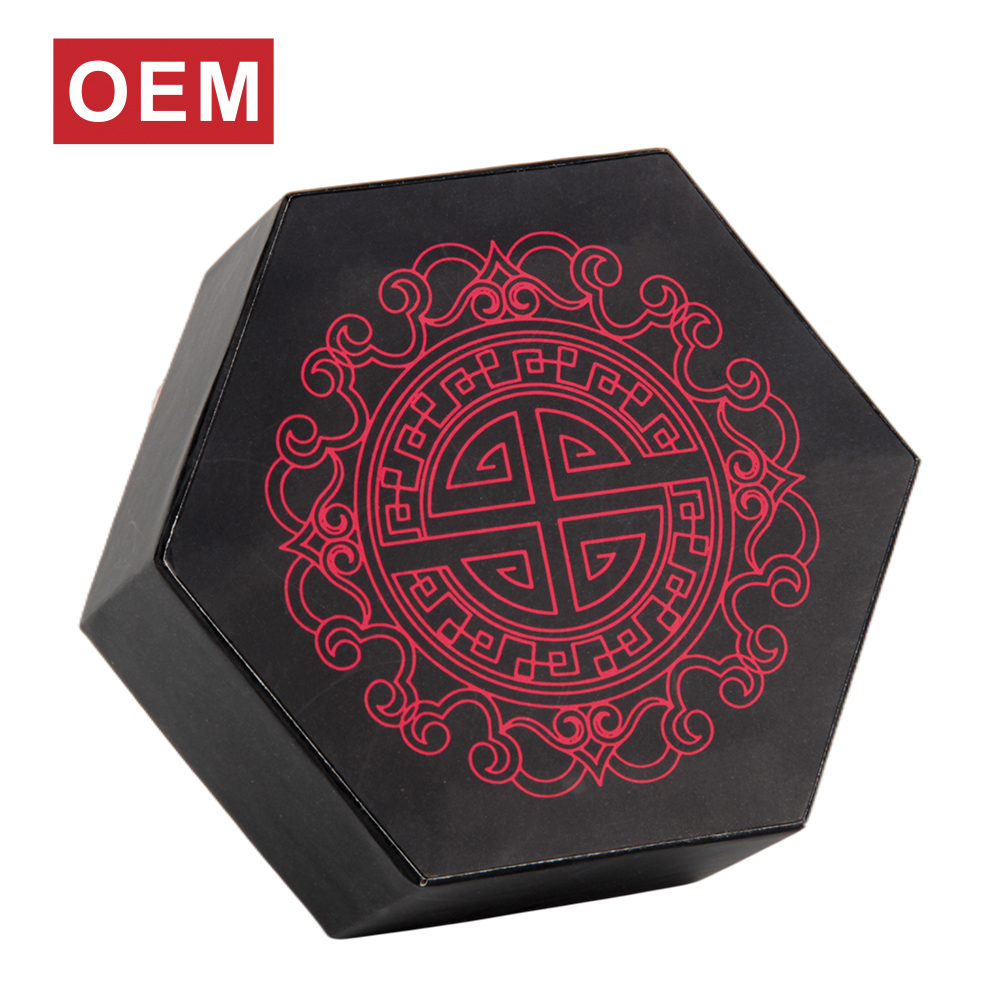 JunyeTracy's tweet image. Special Hexagonal box for share!

Printing black and red color, with a black foam to hold the Men ring accessories. 

#paperbox #giftbox #hexagonalbox #box #packaging #custombox  #customdesign #customboxes
