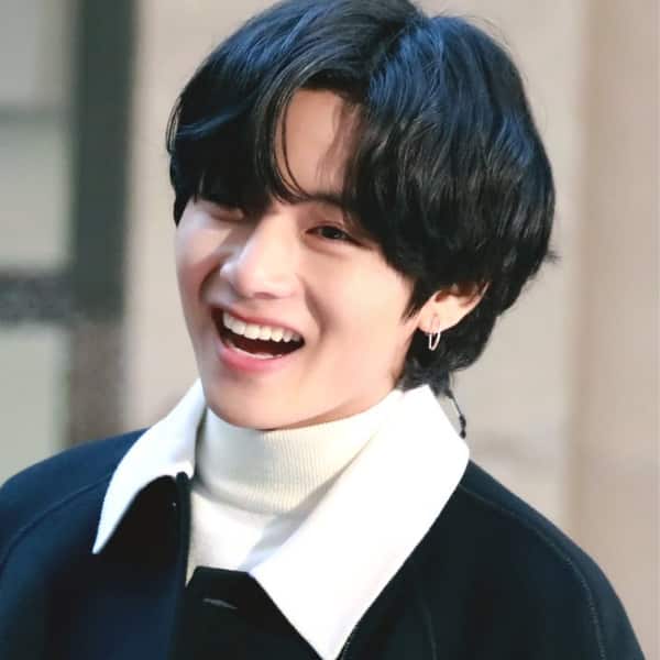 theughthing's tweet photo. Happy Birthday My heart...we wish you a very happy life....whatever you do we will always support.we love you..you are so precious,  your smile is so precious, don't let anyone steal it...may all your wishes come true💜💜💜
#TAEHYUNGDAY 
#HappyTaeDay 
#HappyBirthday 
@BTS_twt https://t.co/yMwpJqM2de