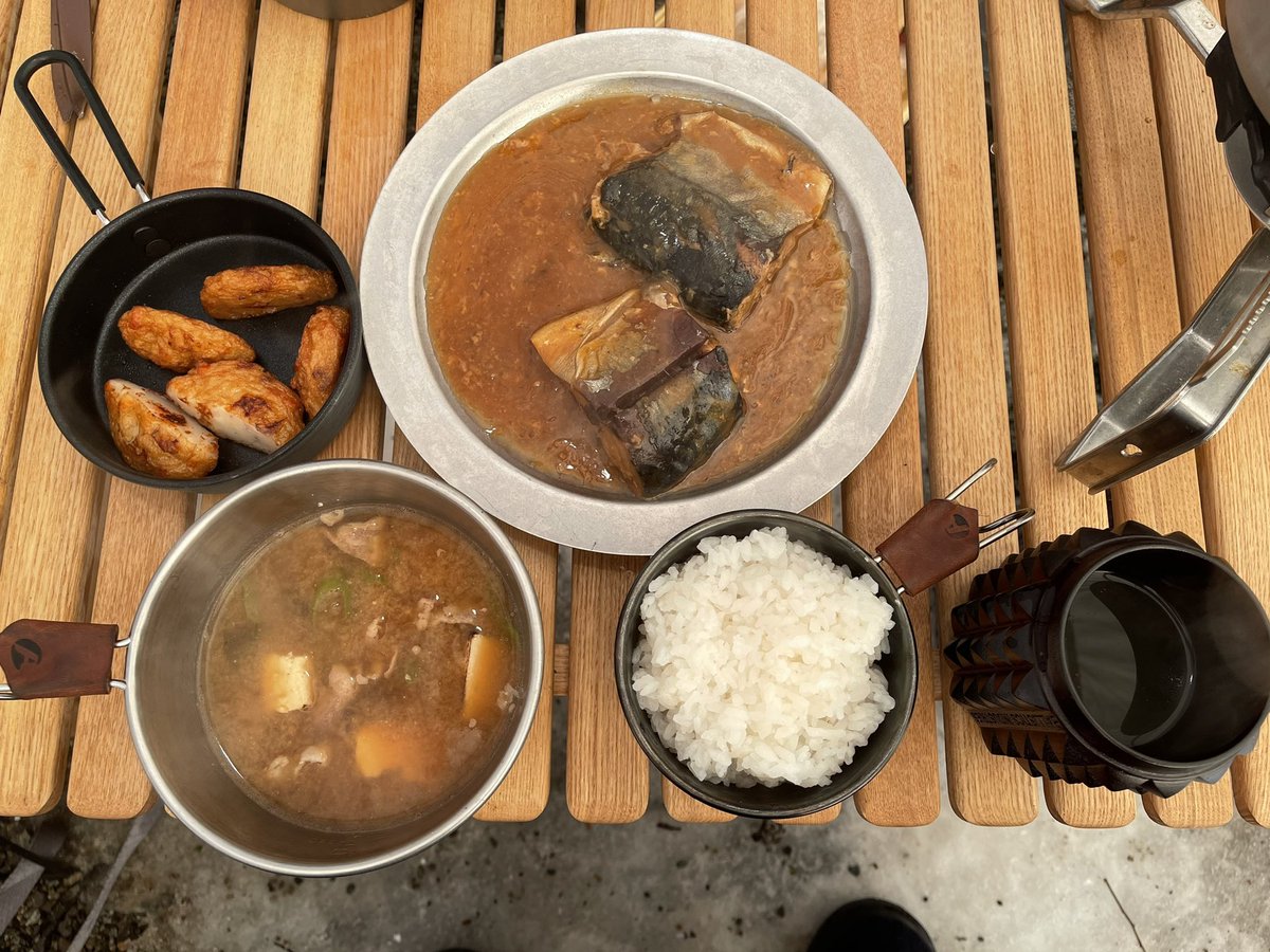 mountain_camera's tweet photo. 雪中予想してなかったけどシェルターあってなんとかいけた年末キャンプ☃️

すき焼きうますぎ https://t.co/z68TGLIh9j