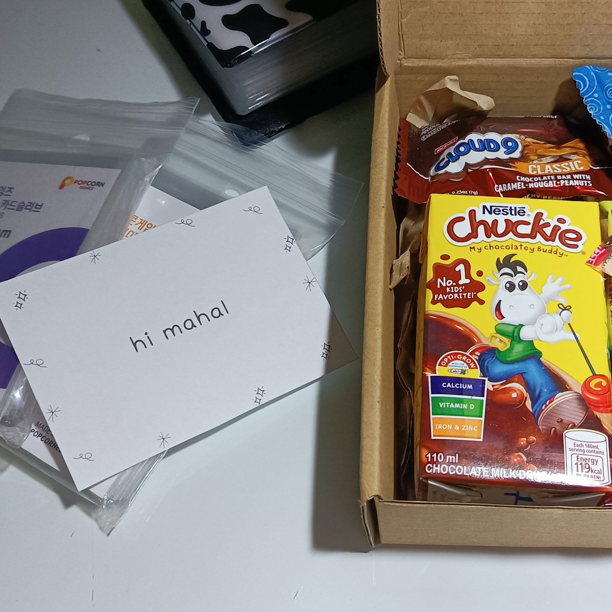 . . . 💌 : #bchivesmail 

hi, mahal ! received this love package when i was having a rough day, it came right on time to cheer me up. thank u sm for this. love u big time, @1208BASKET ! ☹️♥️

thank u also to <a href="/sarangmails/">♡</a> for delivering it to my doorstep safely ! #sarangmails