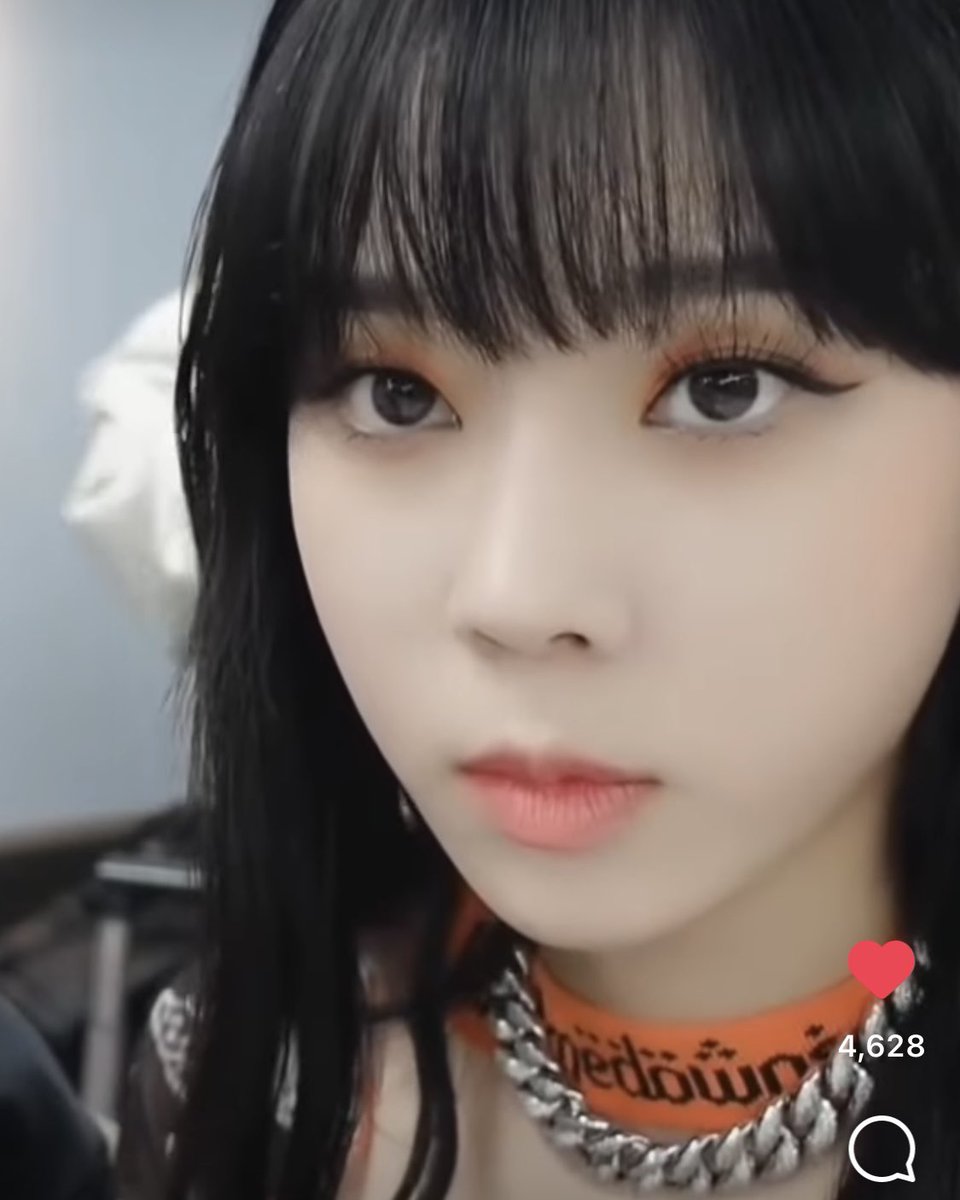 labbiots's tweet photo. 冬子のメイクかわいすぎない？🧡 https://t.co/xBCIKePjU3
